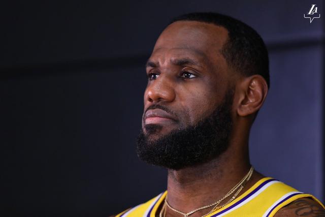 昔日豪门为何陷入债务危机？